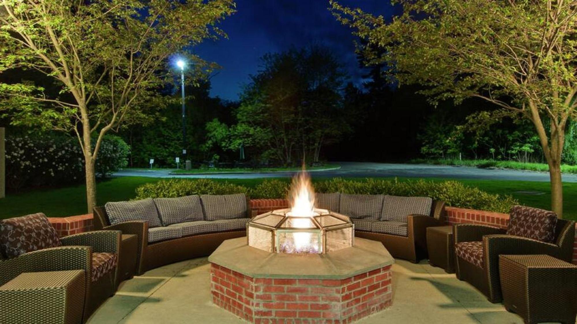 Hilton Garden Inn Raleigh Durham Airport Морисвил Екстериор снимка