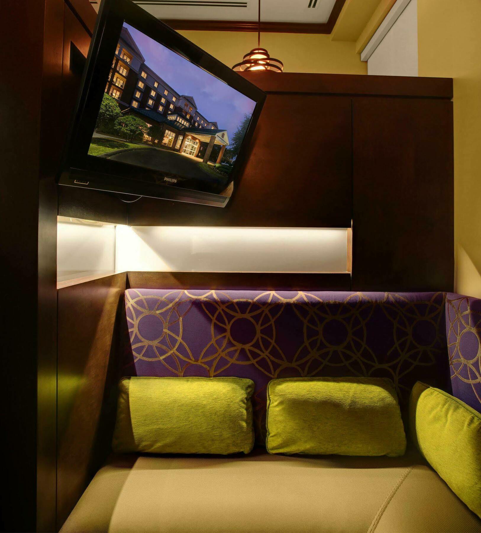 Hilton Garden Inn Raleigh Durham Airport Морисвил Интериор снимка